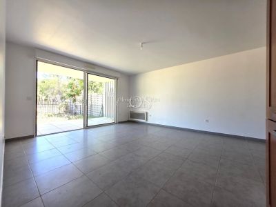 Vente Appartement Fréjus - Réf. 11597  - Mandataire immobilier Olivier Sabourin - image 2