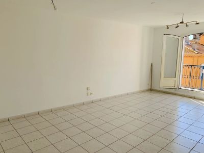 Vente Appartement Fréjus - Réf. 10297  - Mandataire immobilier Caroline Gibeaux - image 6