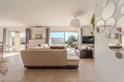 Vente Villa Saint-Gilles - Réf. 10594  - Mandataire immobilier Fanny Bernard - image 4