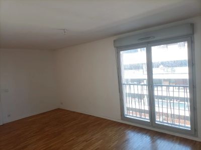 Vente Appartement Bobigny - Réf. 10849  - Mandataire immobilier Jérôme Karsenti - image 2