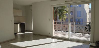 Vente Appartement Draguignan - Réf. 6947  - Mandataire immobilier Stéphanie Van De Kadsye - image 2