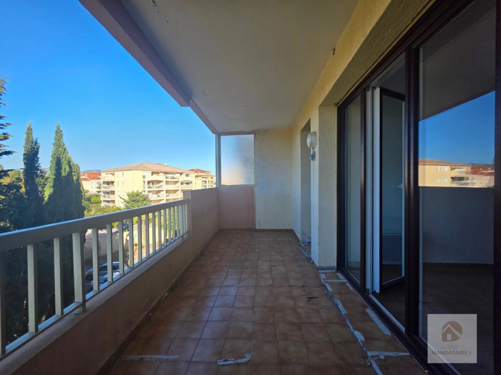 Vente Vente Appartement Fréjus - Réf. 11548  - Mandataire immobilier Stéphanie Van De Kadsye - image 1