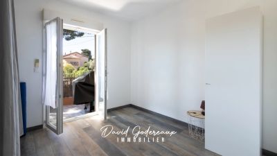 Fréjus 83600 – Appartement