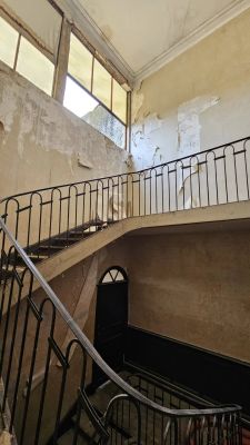 Condom 32100 – Immeuble