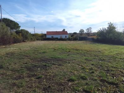 Terrain constructible 1037 m²