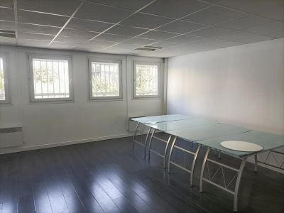 Ivry-sur-Seine 94200 – Bureau