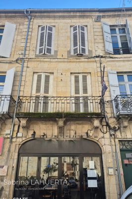 Condom 32100 – Immeuble