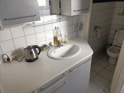 Suresnes 92150 – Local commercial