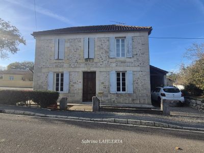 Maison de village 92 m²