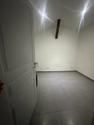 Vente Appartement Le Muy - Réf. 11665  - Mandataire immobilier Stéphanie Van De Kadsye - image 5