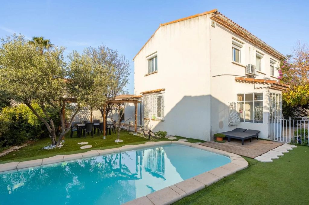 Vente Vente Maison Marseille 12ème - Réf. 12039  - Mandataire immobilier Kelly Guedj - image 1