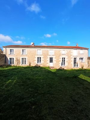 Maison de village 152 m²