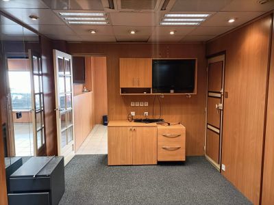 Suresnes 92150 – Local commercial