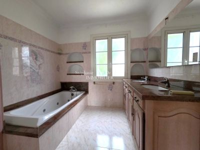 Vente Villa Puget-sur-Argens - Réf. 12063  - Mandataire immobilier Stéphanie Van De Kadsye - image 7