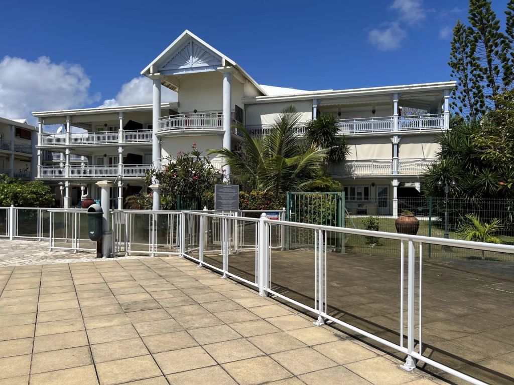 Vente Vente Studio Saint-François - Réf. 8893  - Mandataire immobilier Agent Mandataire France - image 1