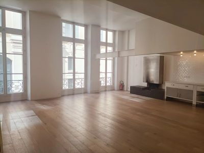 Paris 1er 75001 – Appartement