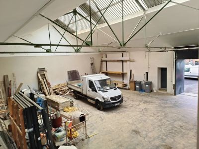 Vente Local Saint-Étienne - Réf. 11344  - Mandataire immobilier Corinne Makoua - image 2