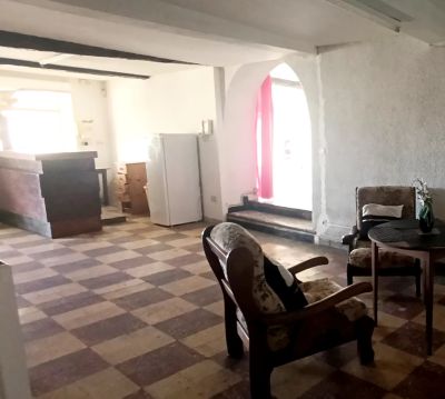 La Palme 11480 – Local commercial