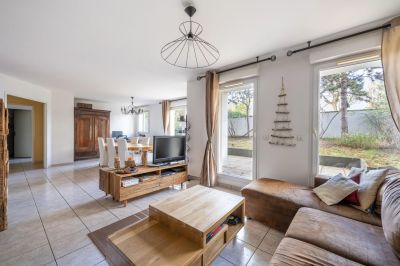 Courbevoie 92400 – Appartement