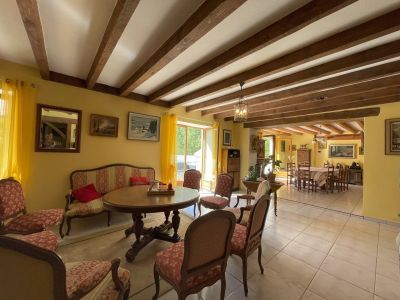 Baume-les-Dames 25110 – Gîte