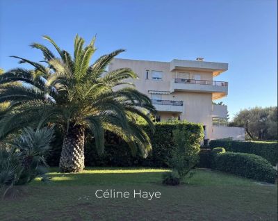 Vente Appartement Antibes - Réf. 11837  - Mandataire immobilier Céline Haye - image 2