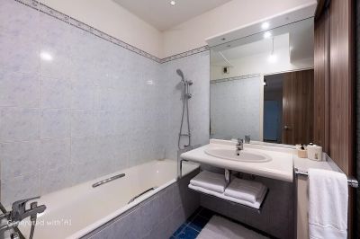 Courbevoie 92400 – Appartement