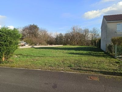 Vente Terrain constructible Les Martres-d'Artière - Réf. 12156  - Mandataire immobilier Thierry Dagba - image 2