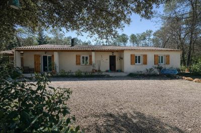 Les Arcs 83460 – Maison