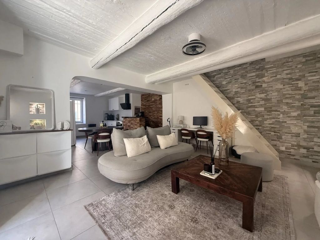 Vente Vente Maison de village La Fare-les-Oliviers - Réf. 12265  - Mandataire immobilier Annabel Touche - image 1