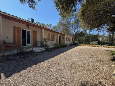 Les Arcs 83460 – Maison