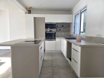 Vente Villa Puget-sur-Argens - Réf. 12030  - Mandataire immobilier Stéphanie Van De Kadsye - image 4