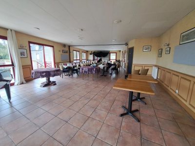 Local et fonds de commerce 170 m²