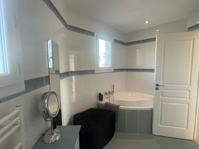 Tavernes 83670 – Villa