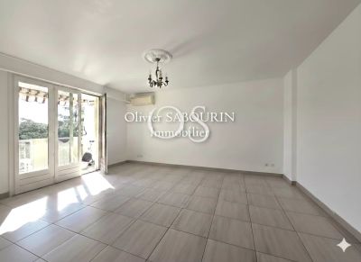 Vente Appartement Fréjus - Réf. 12258  - Mandataire immobilier Olivier Sabourin - image 2