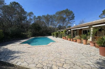 Les Arcs 83460 – Maison