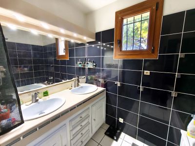 Vente Villa Puget-sur-Argens - Réf. 12066  - Mandataire immobilier Jessica Mahé - image 7