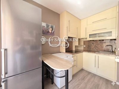 Vente Appartement Fréjus - Réf. 12591  - Mandataire immobilier Stéphanie Van De Kadsye - image 2