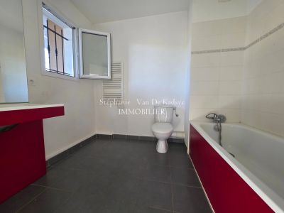 Vente Appartement Brignoles - Réf. 12157  - Mandataire immobilier Stéphanie Van De Kadsye - image 4