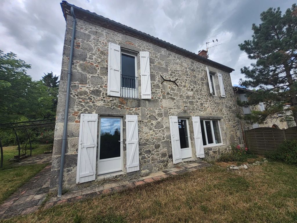 Maison de village 159 m²