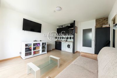 Vente Studio Saint-Raphaël - Réf. 11982  - Mandataire immobilier Stéphanie Van De Kadsye - image 3