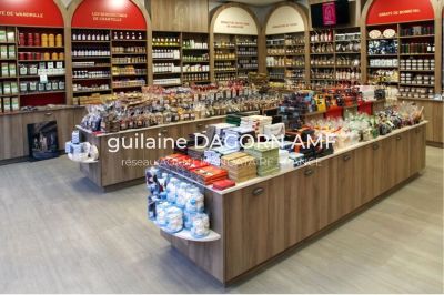 Vente Commerce Lourdes - Réf. 12435 -12447  - Mandataire immobilier Guilaine Dagorn - image 2