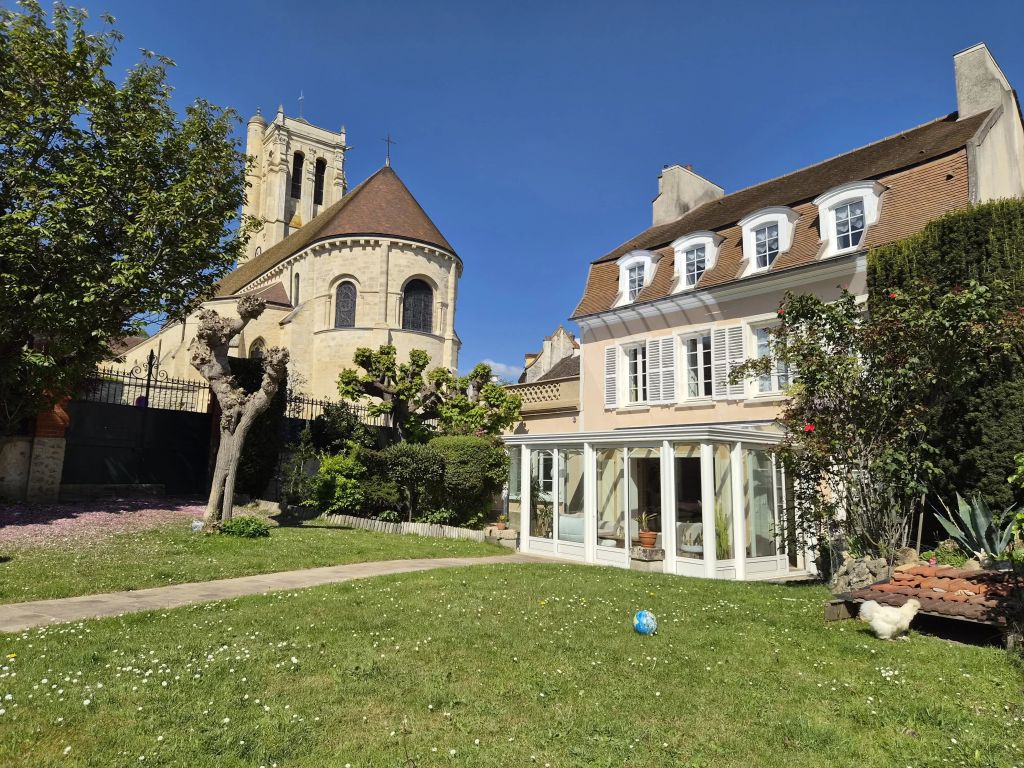 Maison de ville 252 m²