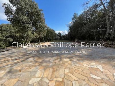 Vente Propriété Besse-sur-Issole - Réf. 12275  - Mandataire immobilier Clairelise Perrier - image 2