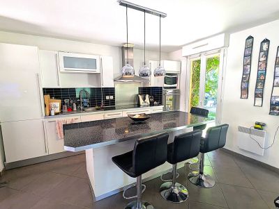 Grimaud 83310 – Maison