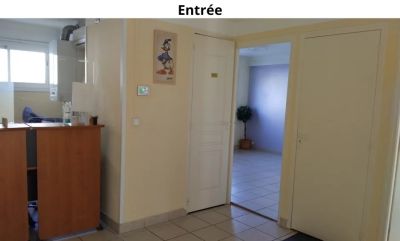 Vente Bureau Aubagne - Réf. 12567  - Mandataire immobilier Kelly Guedj - image 2