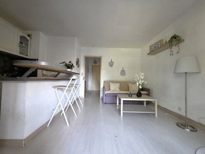 Vente Studio Saint-Raphaël - Réf. 12381A  - Mandataire immobilier Stéphanie Van De Kadsye - image 5