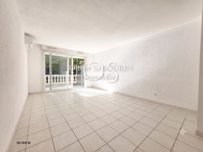 Vente Appartement Fréjus - Réf. 12795  - Mandataire immobilier Stéphanie Van De Kadsye - image 2