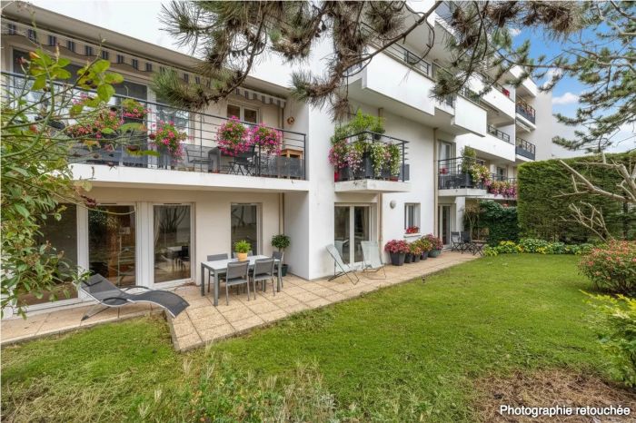 Courbevoie 92400 – Appartement