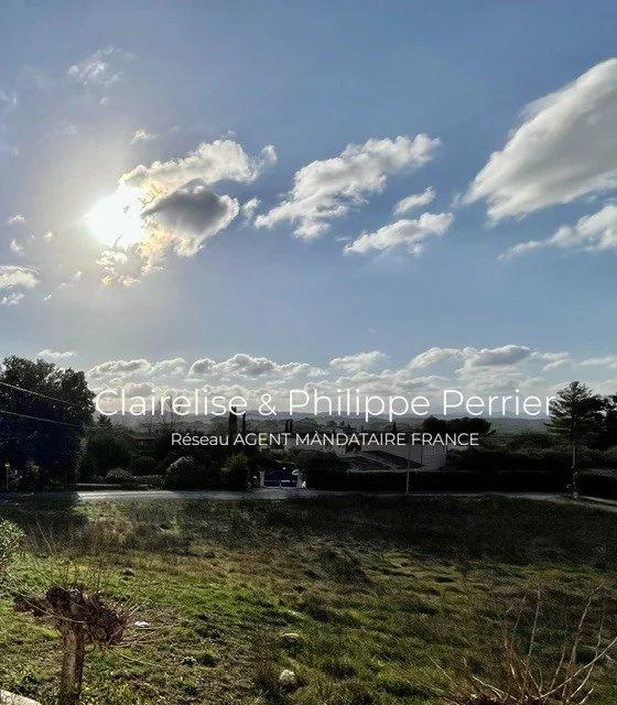 Terrain constructible 1001 m²