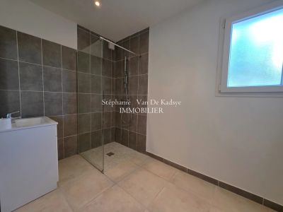Vente Appartement Saint-Raphaël - Réf. 11207  - Mandataire immobilier Stéphanie Van De Kadsye - image 8